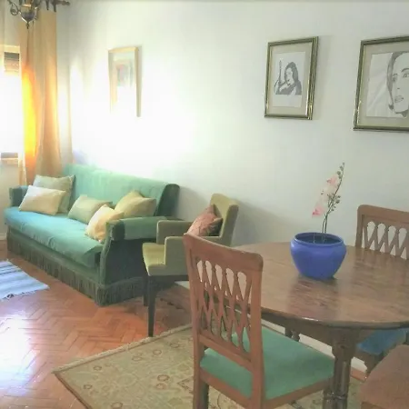 아파트 Sabrosa's Flat