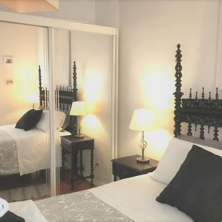 Sabrosa's Flat Lisbon